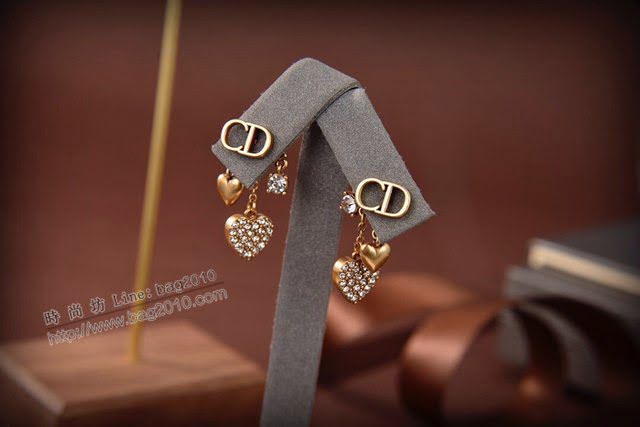 Dior飾品 迪奧經典熱銷款愛心耳釘耳環  zgd1078
